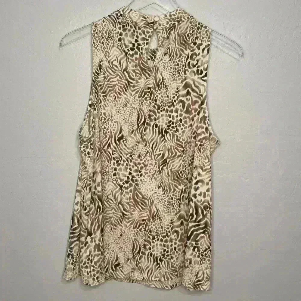 Torrid Crepe Mock Neck Animal Print Tank 0 0X 12 - Picture 7 of 7